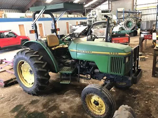 john deere model 5200 specs