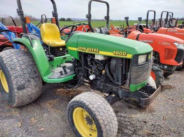 4600 john deere specs