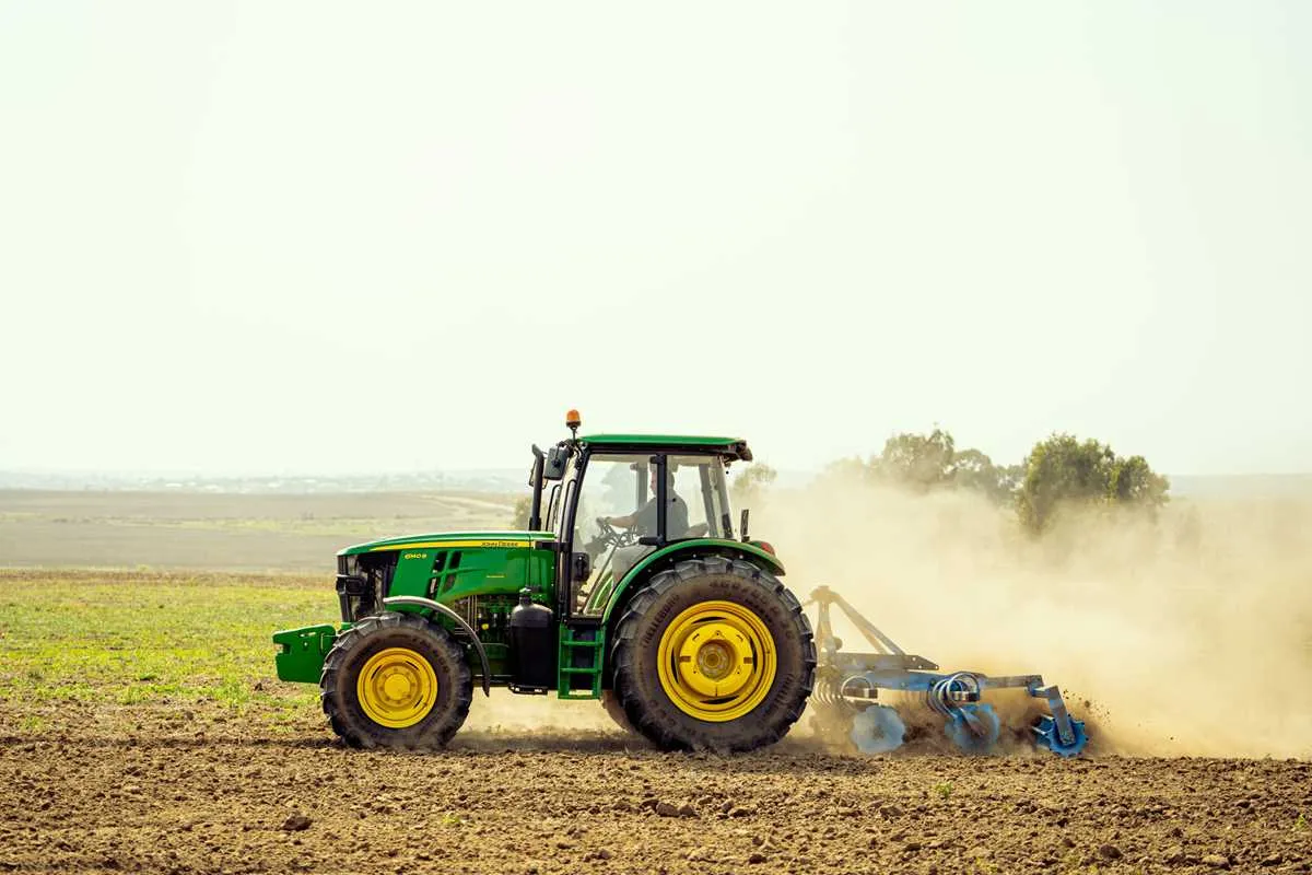 6140 john deere specs