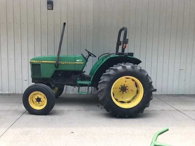 john deere model 5200 specs