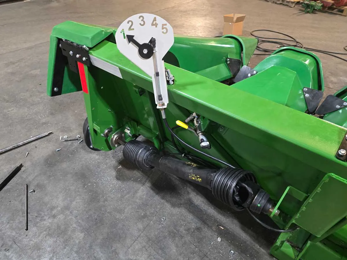 john deere 643 corn head specs