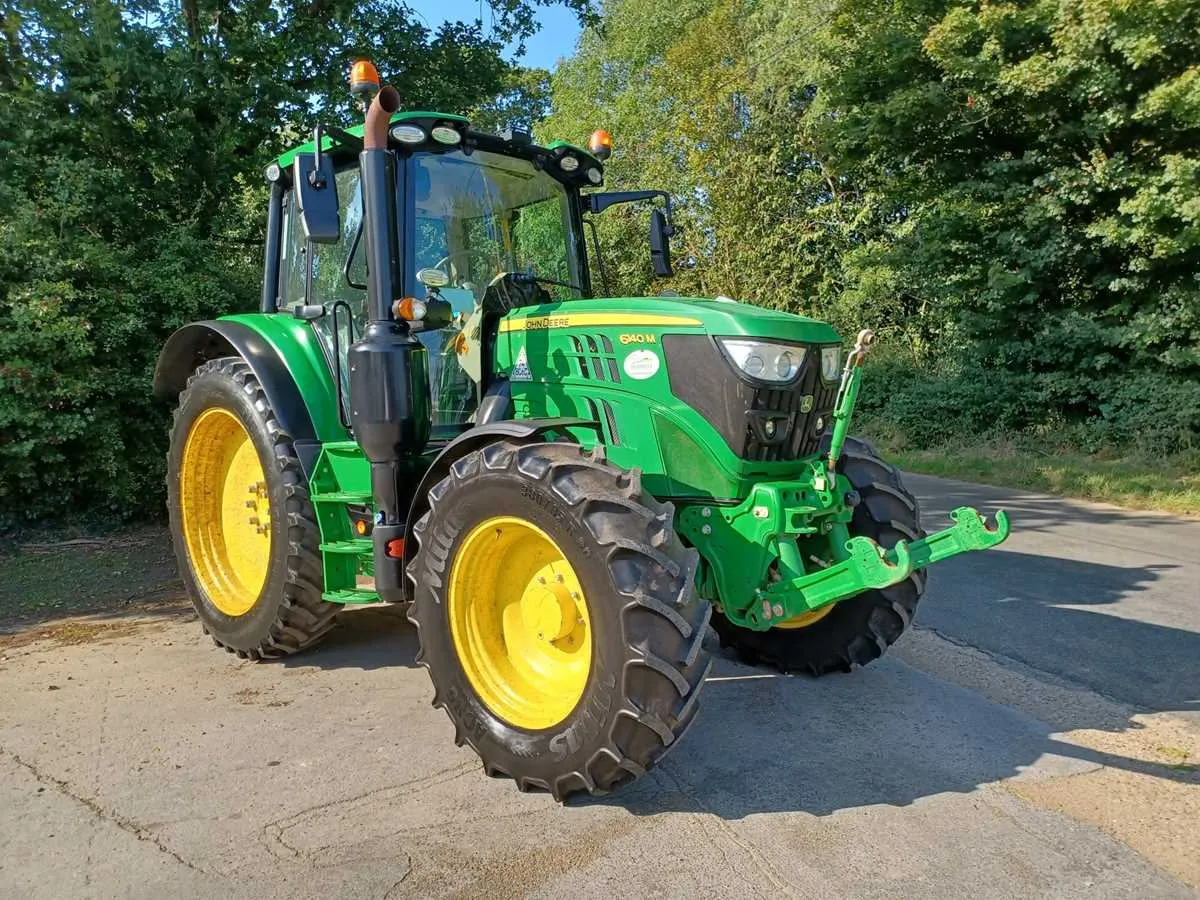 6140m john deere specs