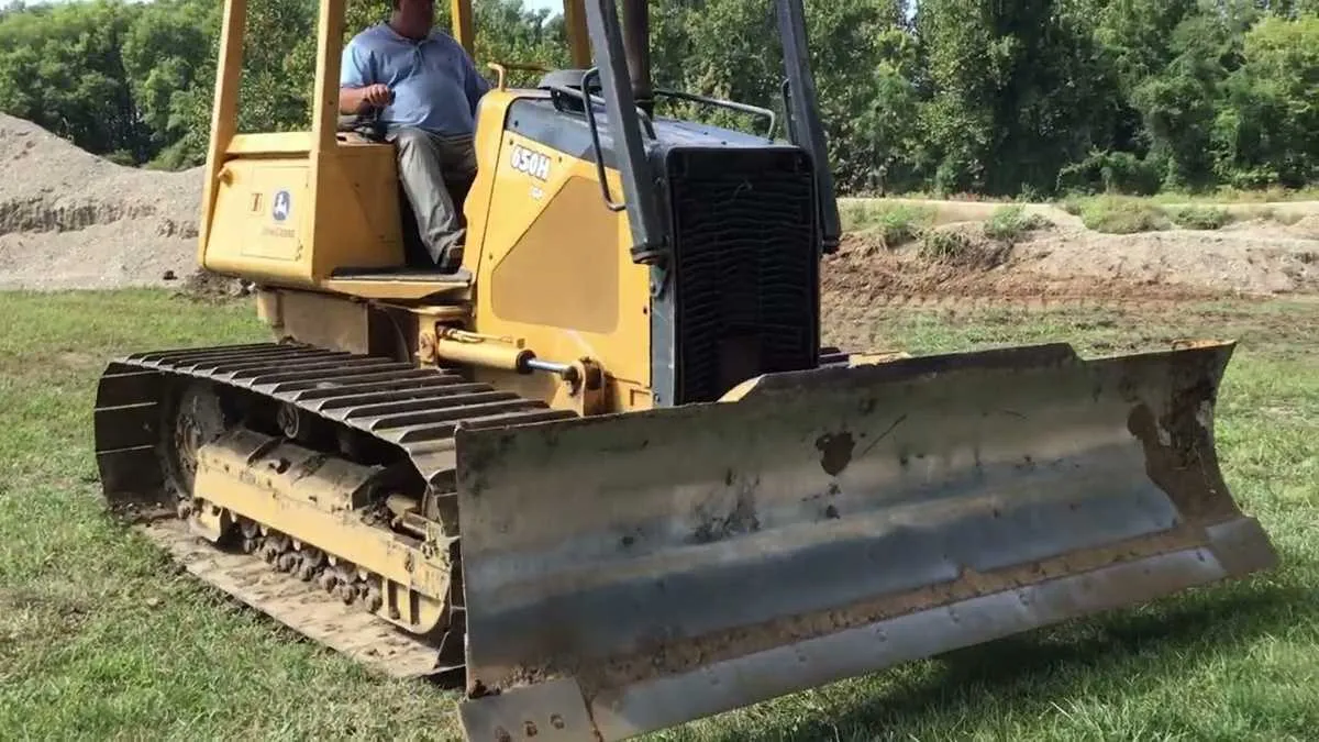 john deere 650h dozer specs
