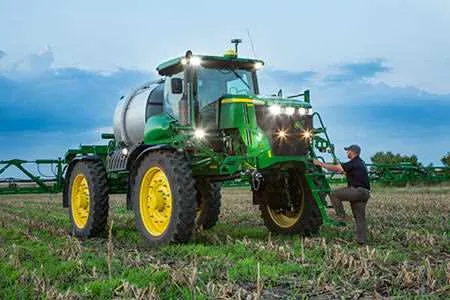 john deere self propelled sprayer specs