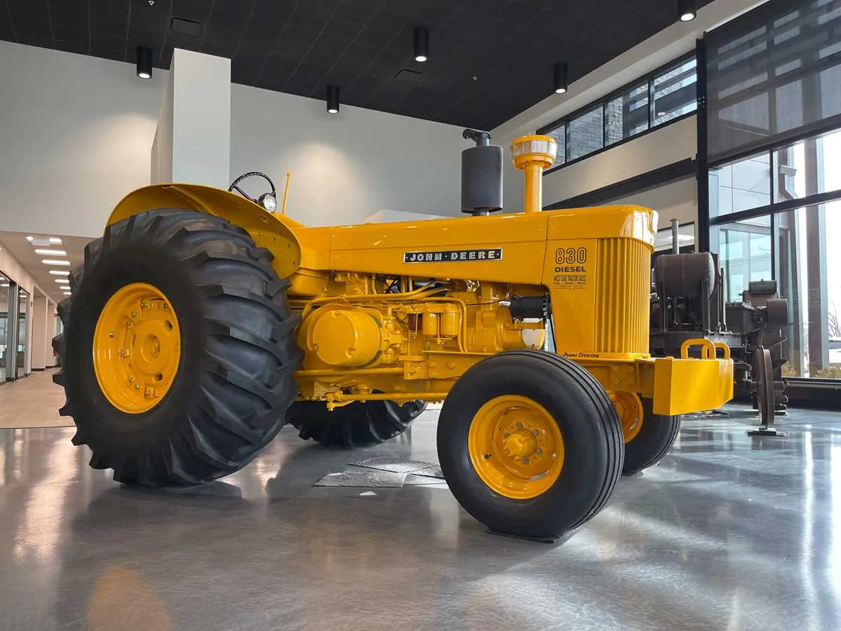 john deere 830i side by side specs