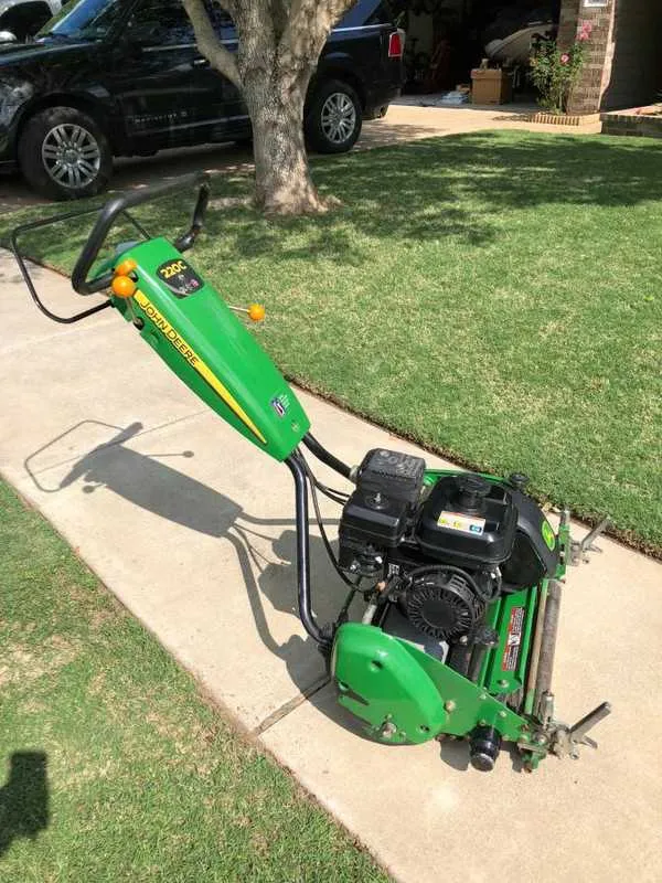 john deere 220c specs