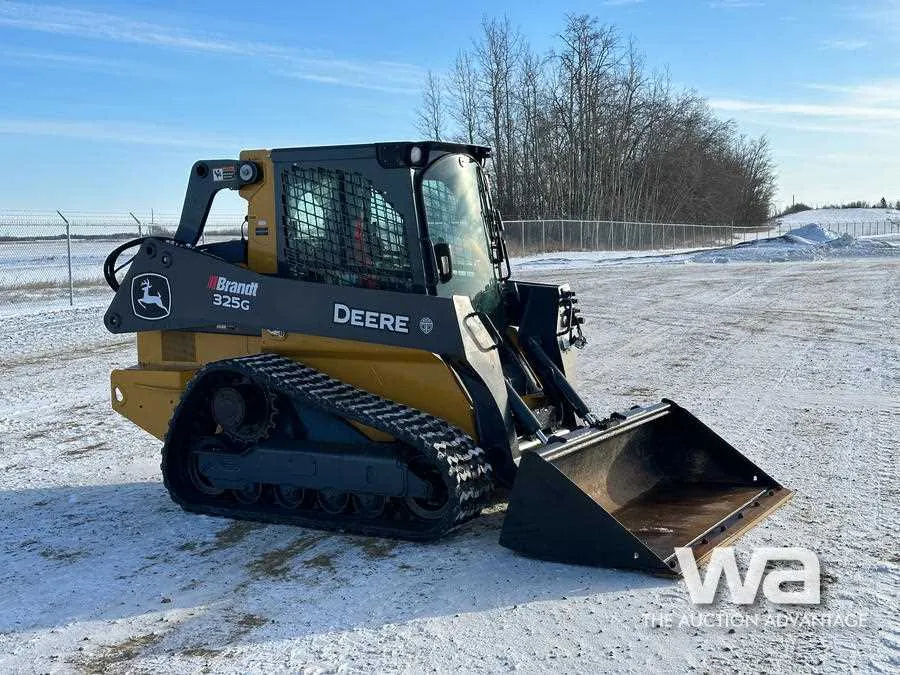 john deere 325 g specs