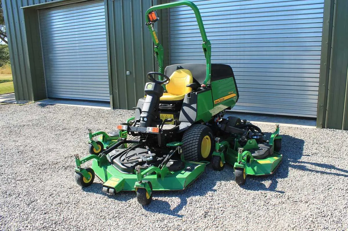 john deere batwing mower specs