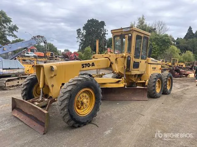 john deere 570a motor grader specs