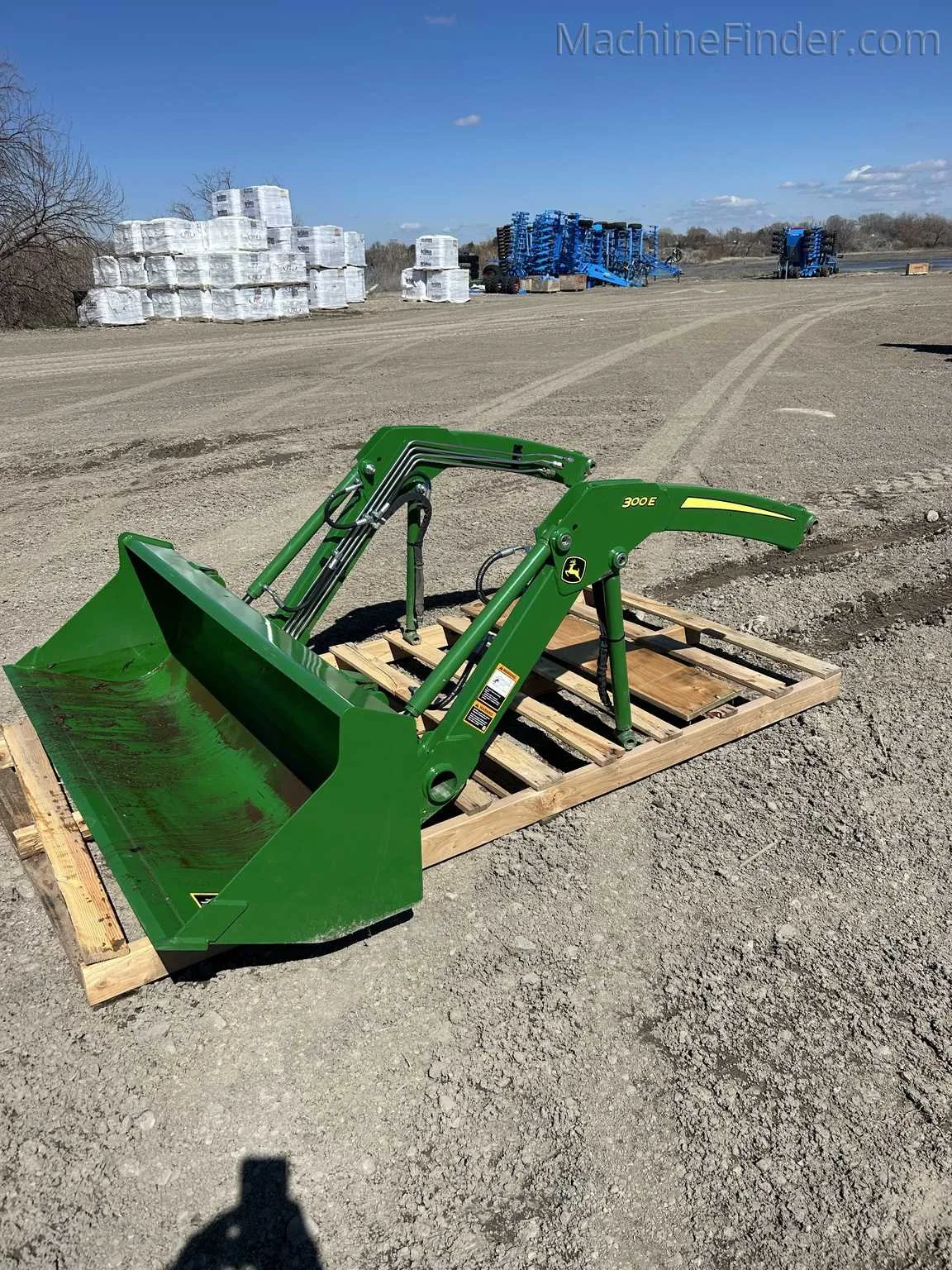 john deere 300e loader specs