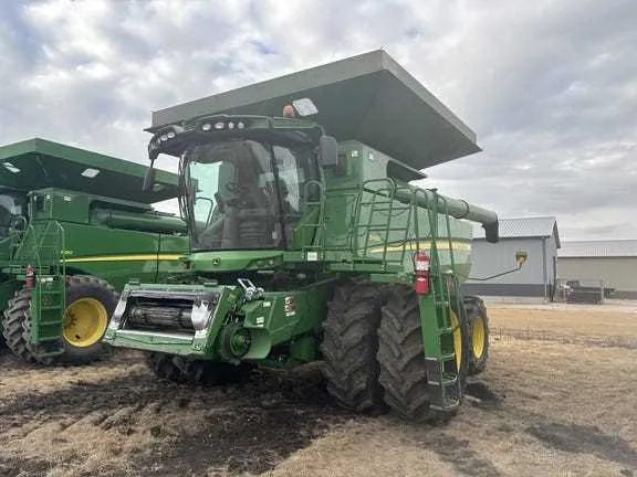 s690 john deere combine specs