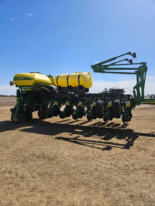 john deere planter specs