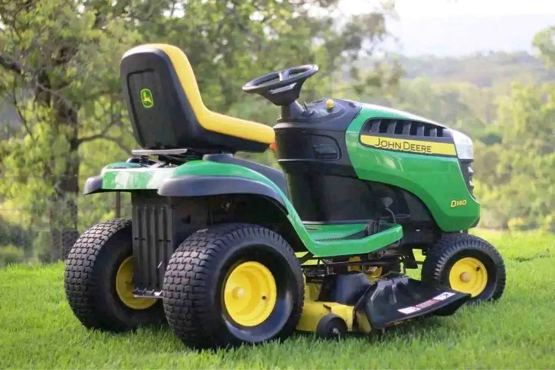 d140 john deere specs