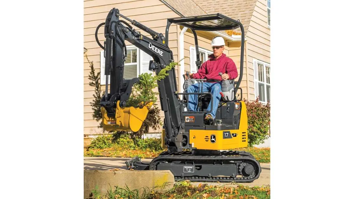 specs of a 17g john deer