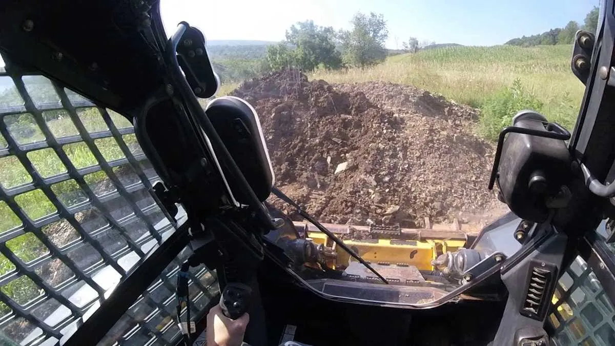 john deere 333d high flow specs