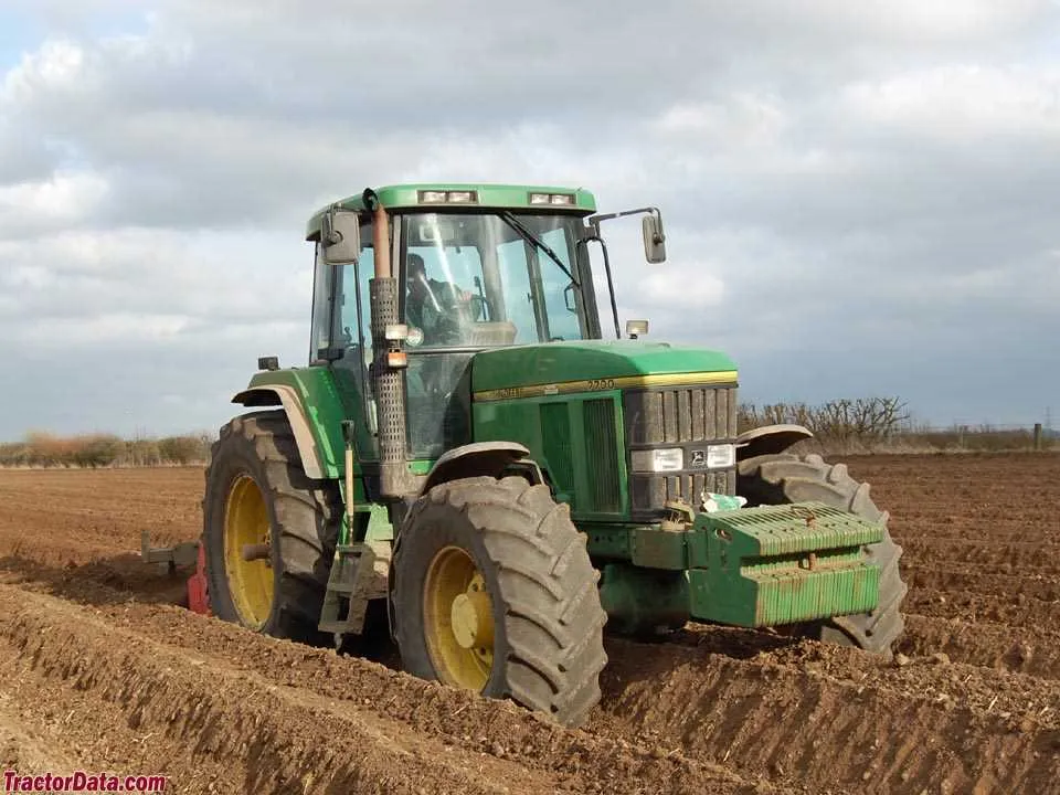 7700 john deere tractor specs