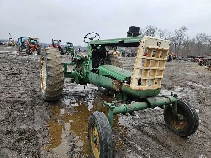 john deere 1800 specs