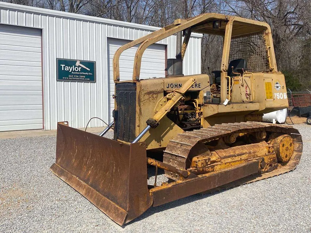 john deere 750 dozer specs