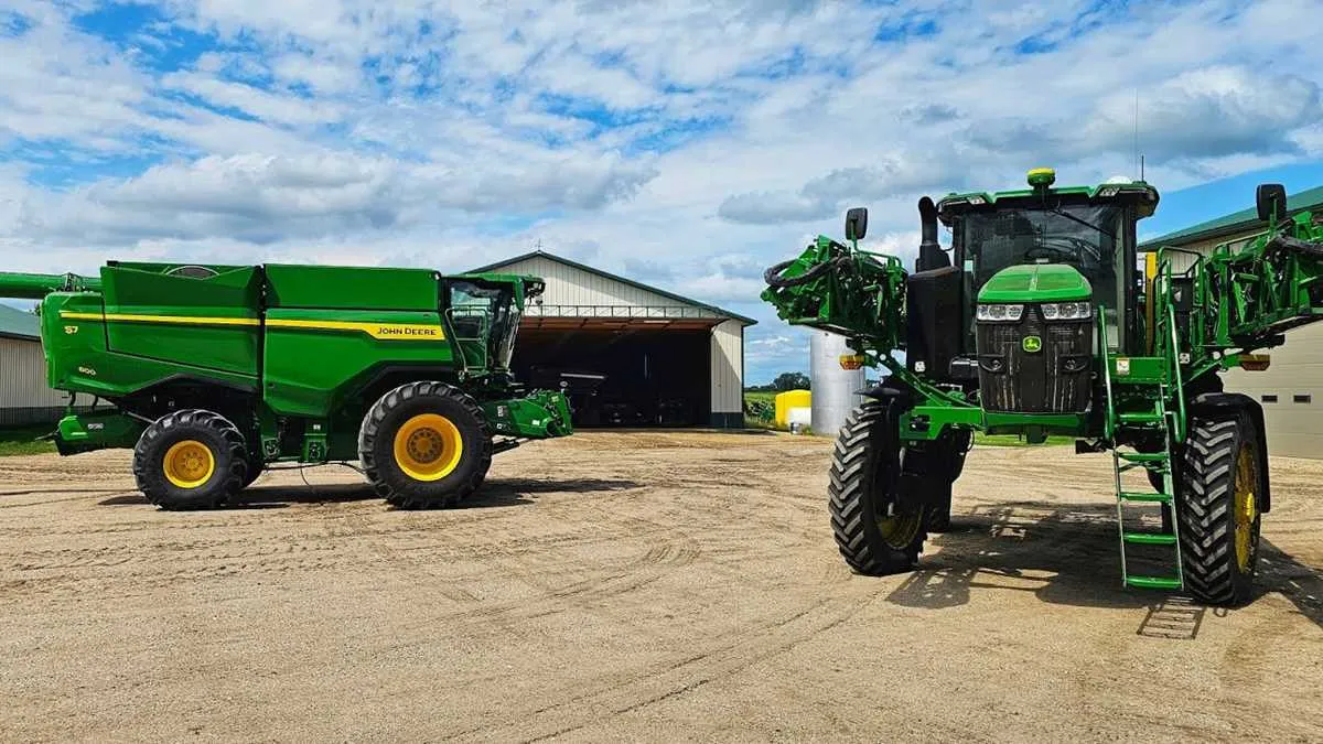 john deere 8600i spec