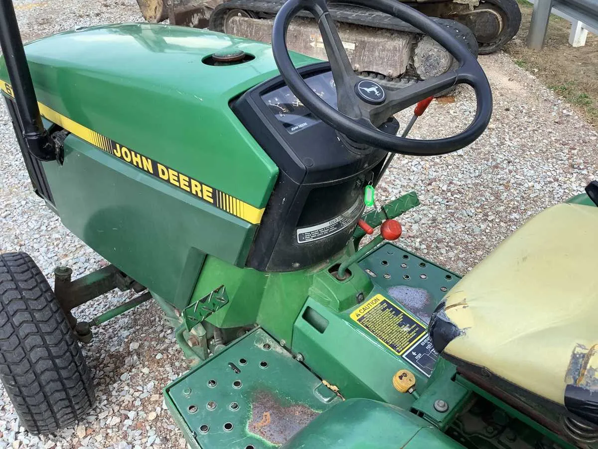 670 john deere specs