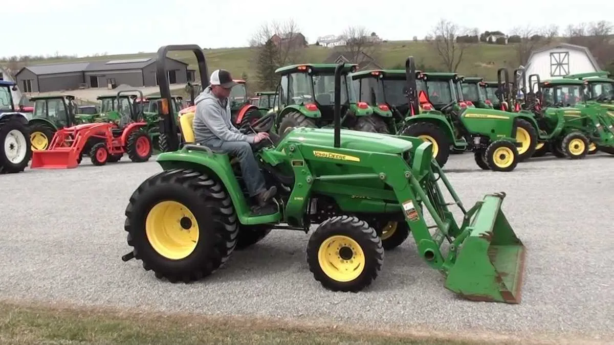 2014 john deere 3032e specs