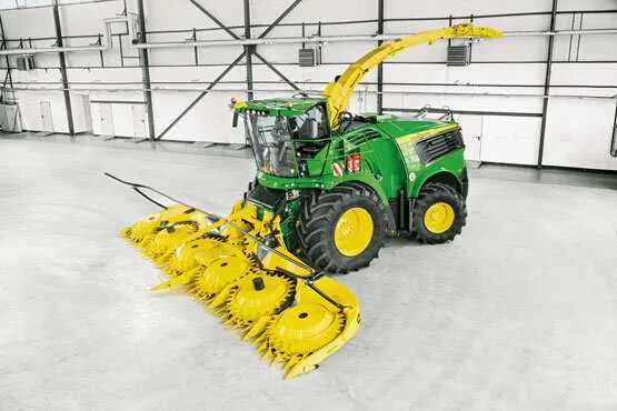 9900 john deere chopper specs