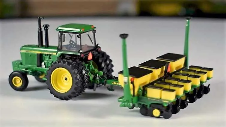 john deere model 4450 specs