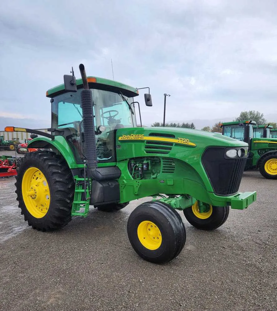 john deere 7600 specs