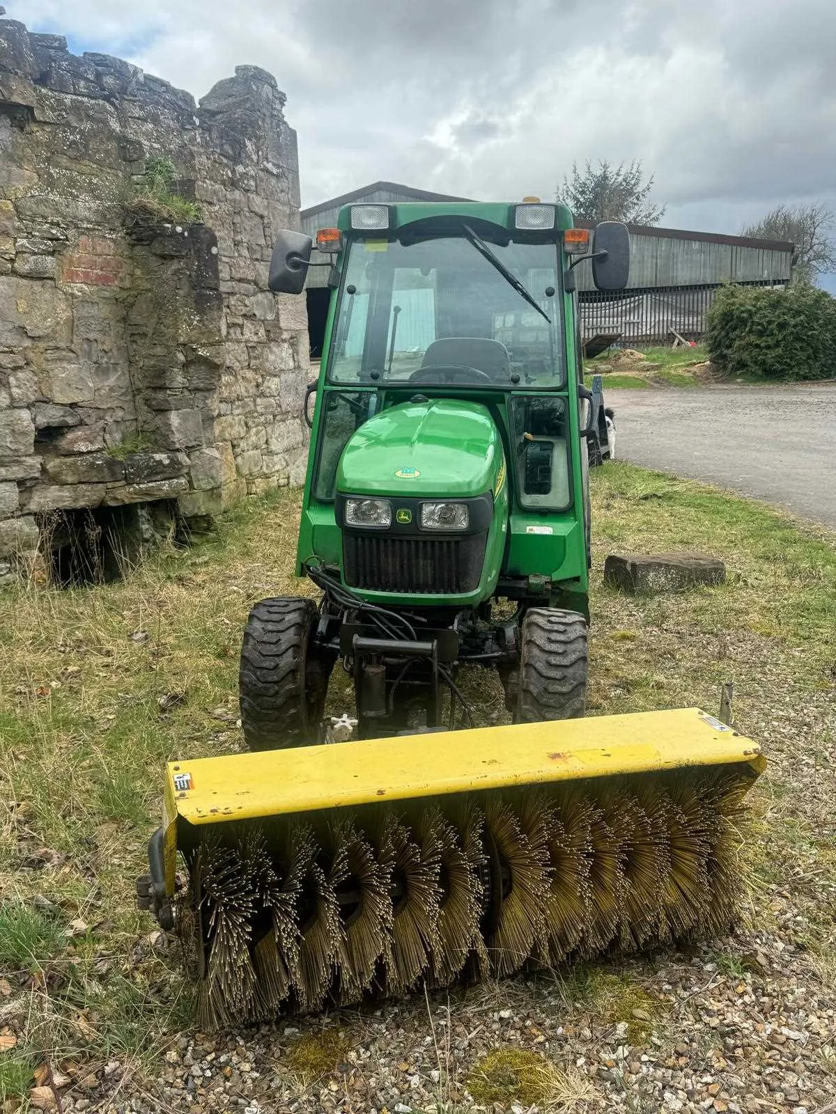 john deere 2320 hst tractor specs