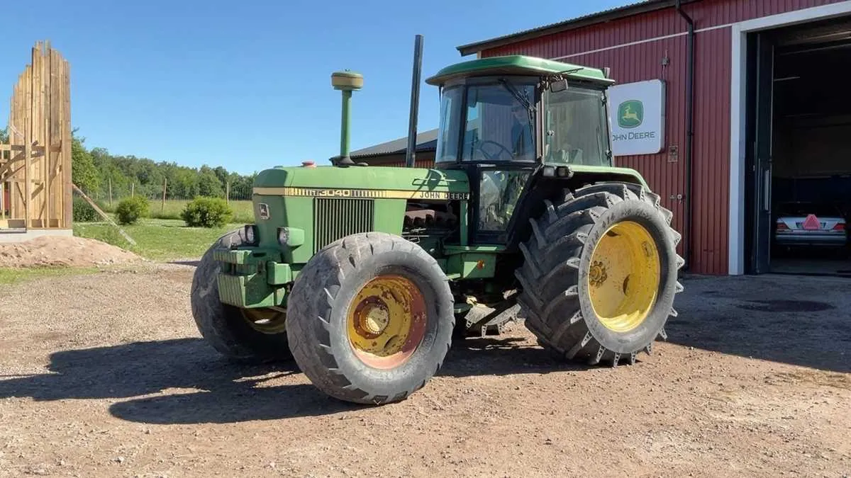 john deere 3040 spec