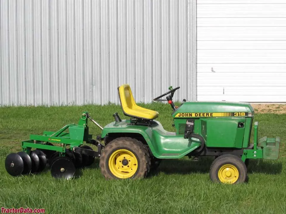 john deere 318 lawn tractor specs