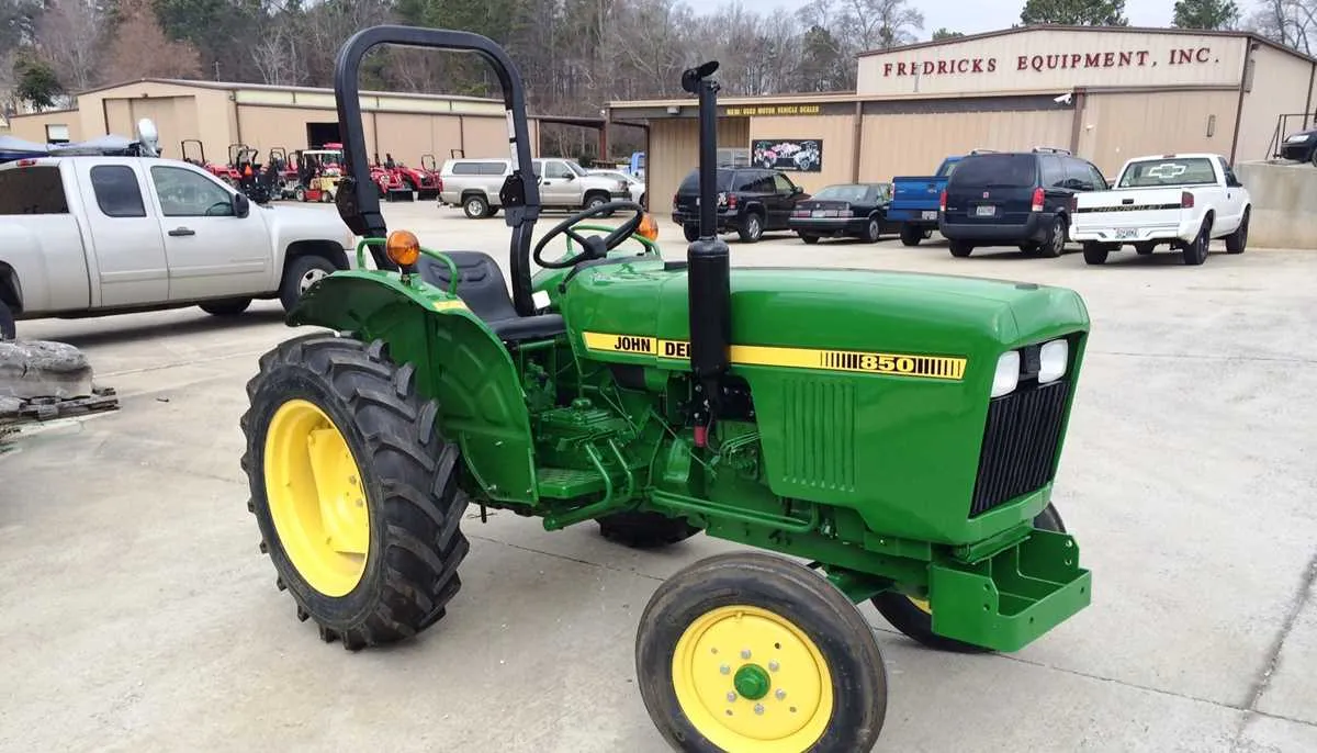 1983 john deere 850 dozer specs