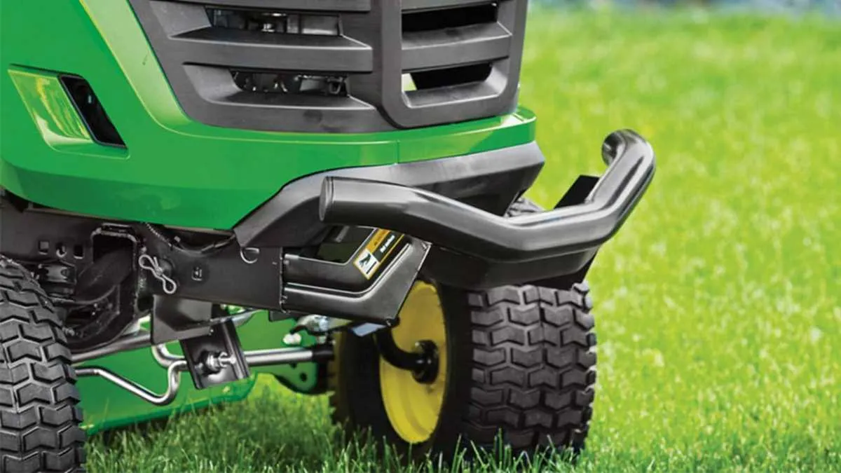 john deere s120 lawn tractor vs john deere s130 specs