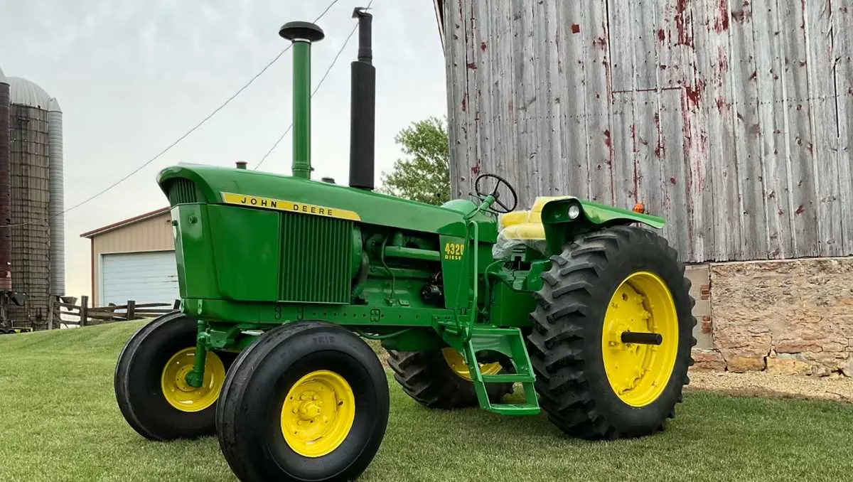 1970 john deere 4320 specs